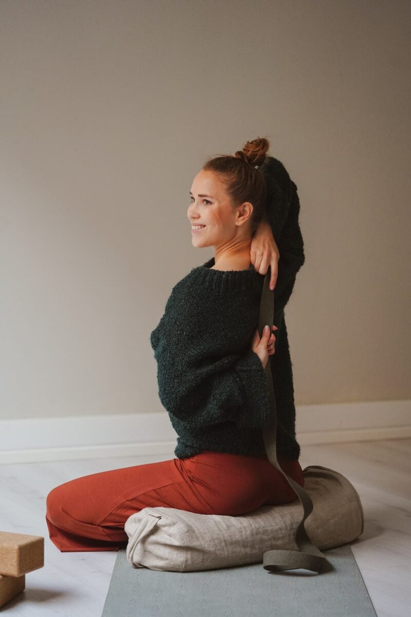 Late night Yin + yoga nidra / tammikuu